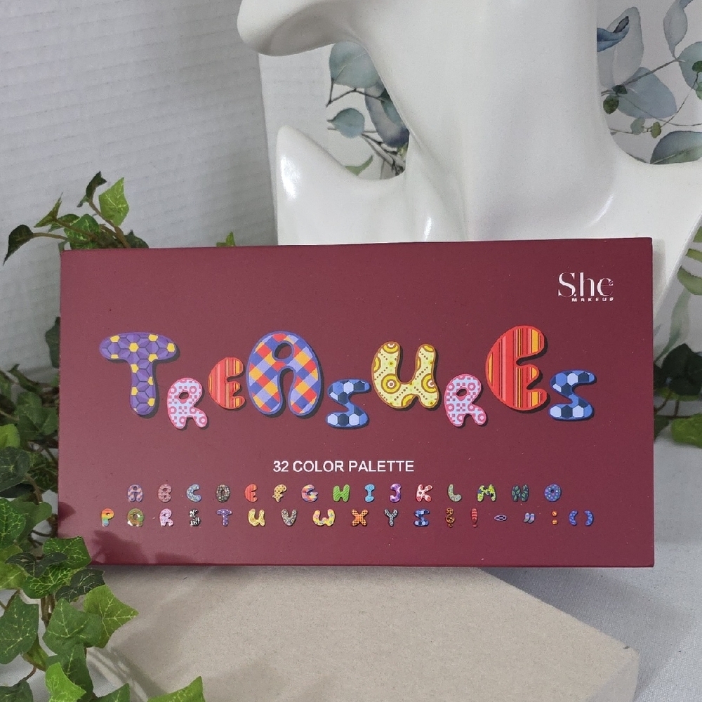 She Makeup Treasure 32 Colpr Palette New